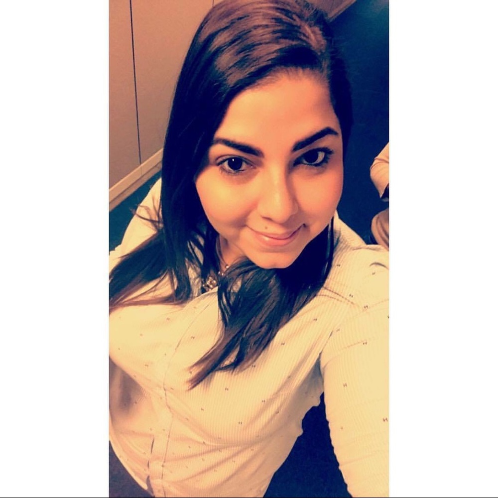 Meet your Posher, Farah